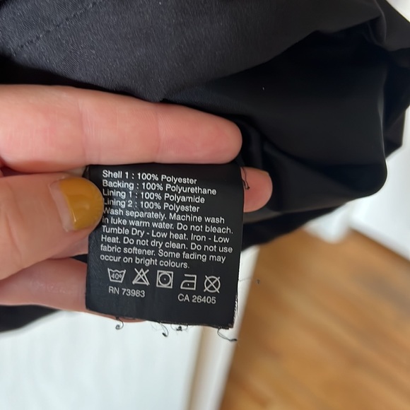 Helly Hansen rain coat - Picture 6 of 8